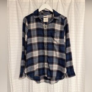American Eagle Outfitters AHH-MAZINGLY SOFT Blue & Pink Plaid Flannel Shirt